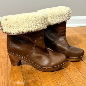 UGG Lynnea Leather Ankle Boots Size 7
